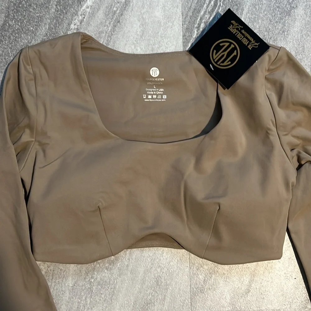 Effortless Contour Long Sleeve Crop Top desert taupe Large built in bra TLC - Picture 7 of 12